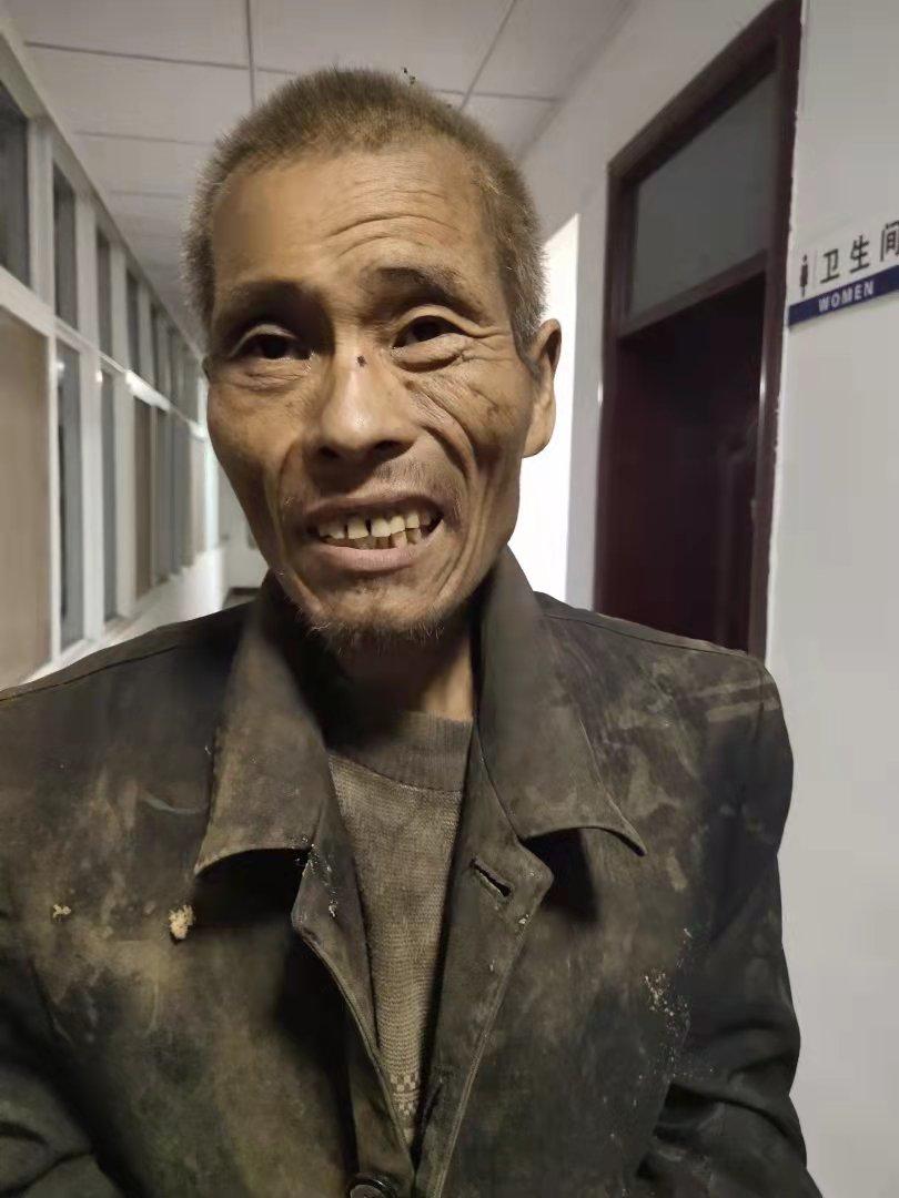 郏县救助无名氏找家2110032111.jpeg